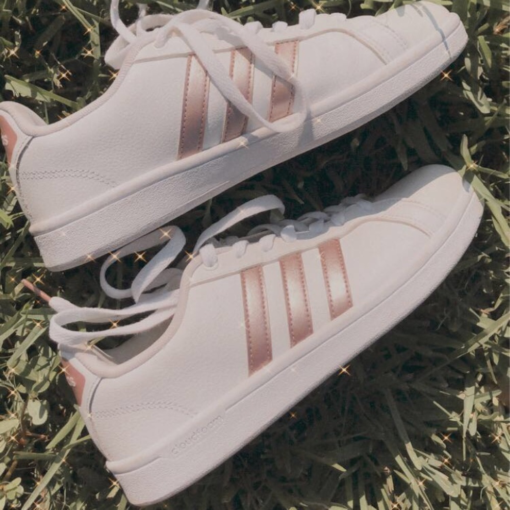 ☆ ROSE-GOLD Cloudfoam Adidas (WM/8) ☆